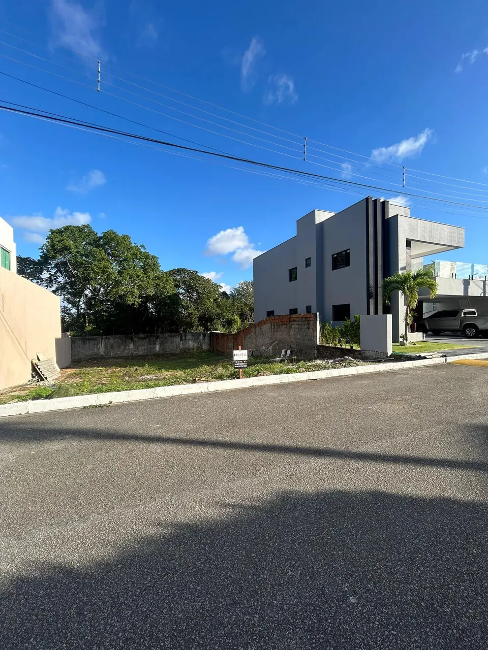 LOTE I COND. FECHADO I ANTARES I 327m²