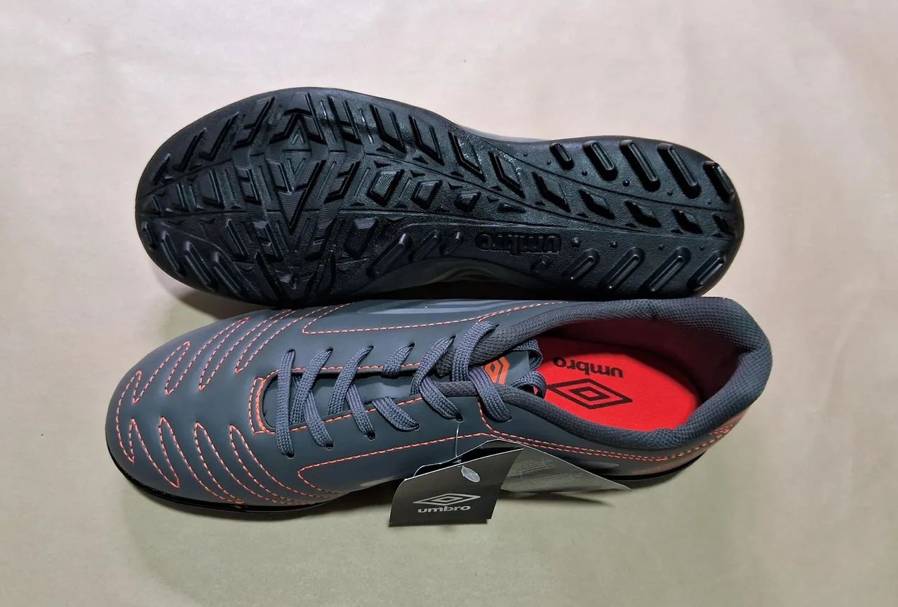 Chuteiras  Society _Umbro Class_ Tam. 40/41/43_[Entrego] - Foto 3