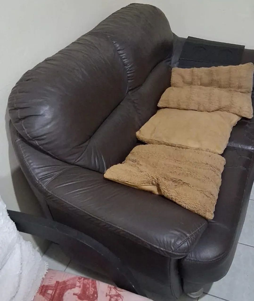 Sofá 2 lugares. 64840792001921121