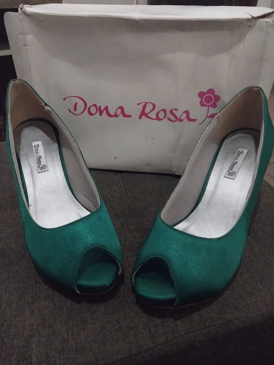 Sapato Dona Rosa Verde Peep Toe