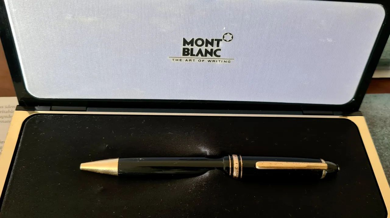 Caneta Montblanc Meisterstück LeGrand com estojo e certificado original.