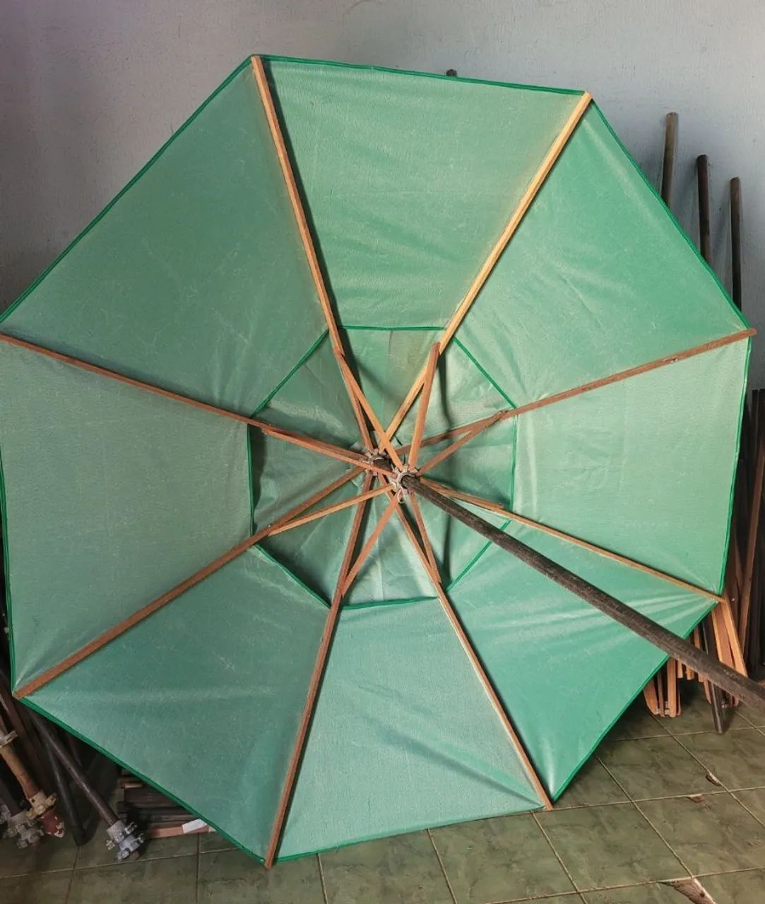 GUARDA SOL NOVO DE MADEIRA MAÇARANDUBA  - Foto 2