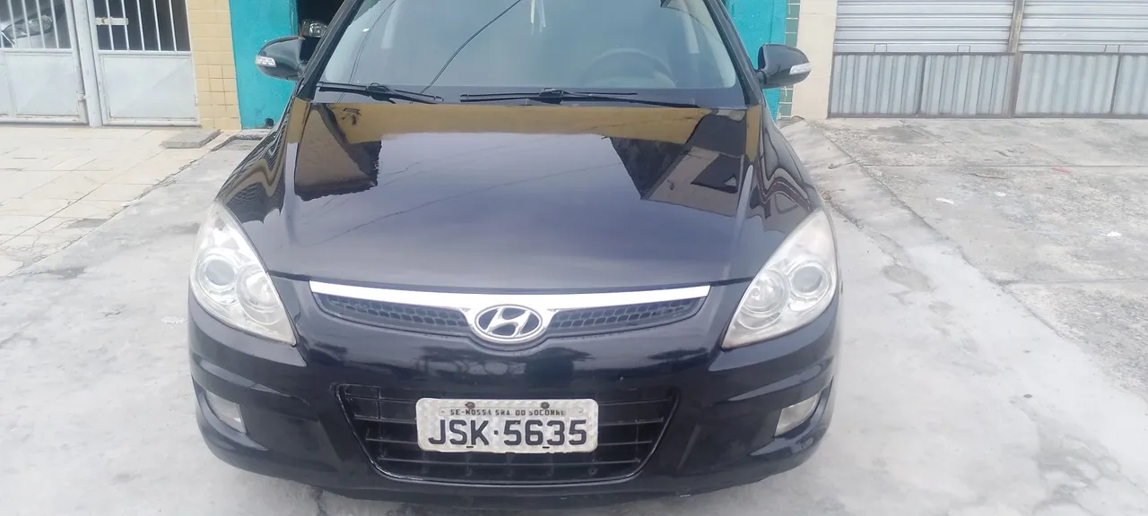 Hyundai/1.30 automático, completo 41.900,