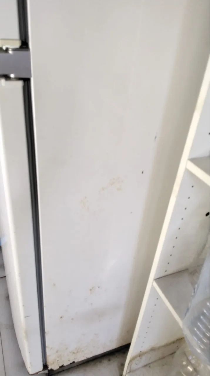 Geladeira Brastemp Clean BRM39 Branca - Foto 6