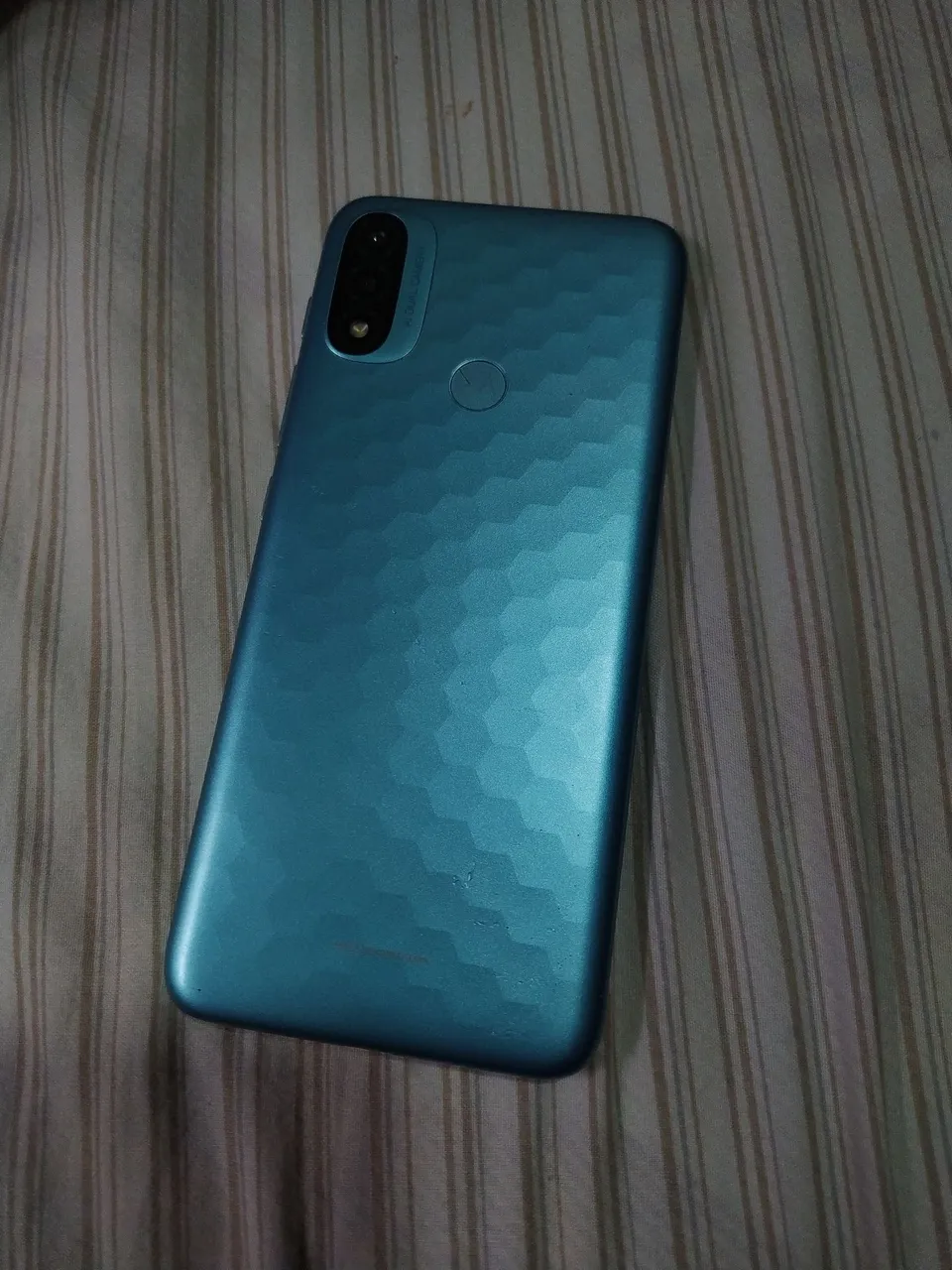 Celular ? Motorola e20 32GB