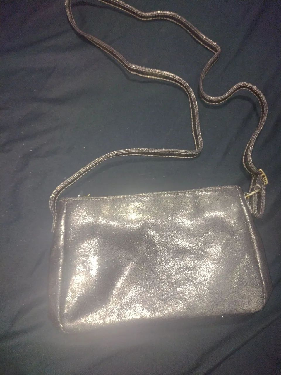 Bolsa de ombro metalizada da Eudora  - Foto 2