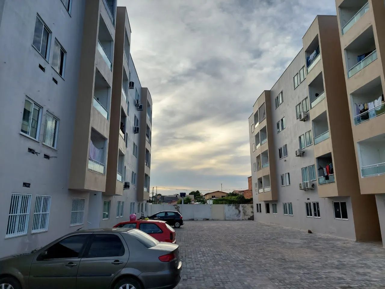Apartamento com piscina - 3 quartos, térreo, deck com churrasqueira e vaga fixa - Foto 3