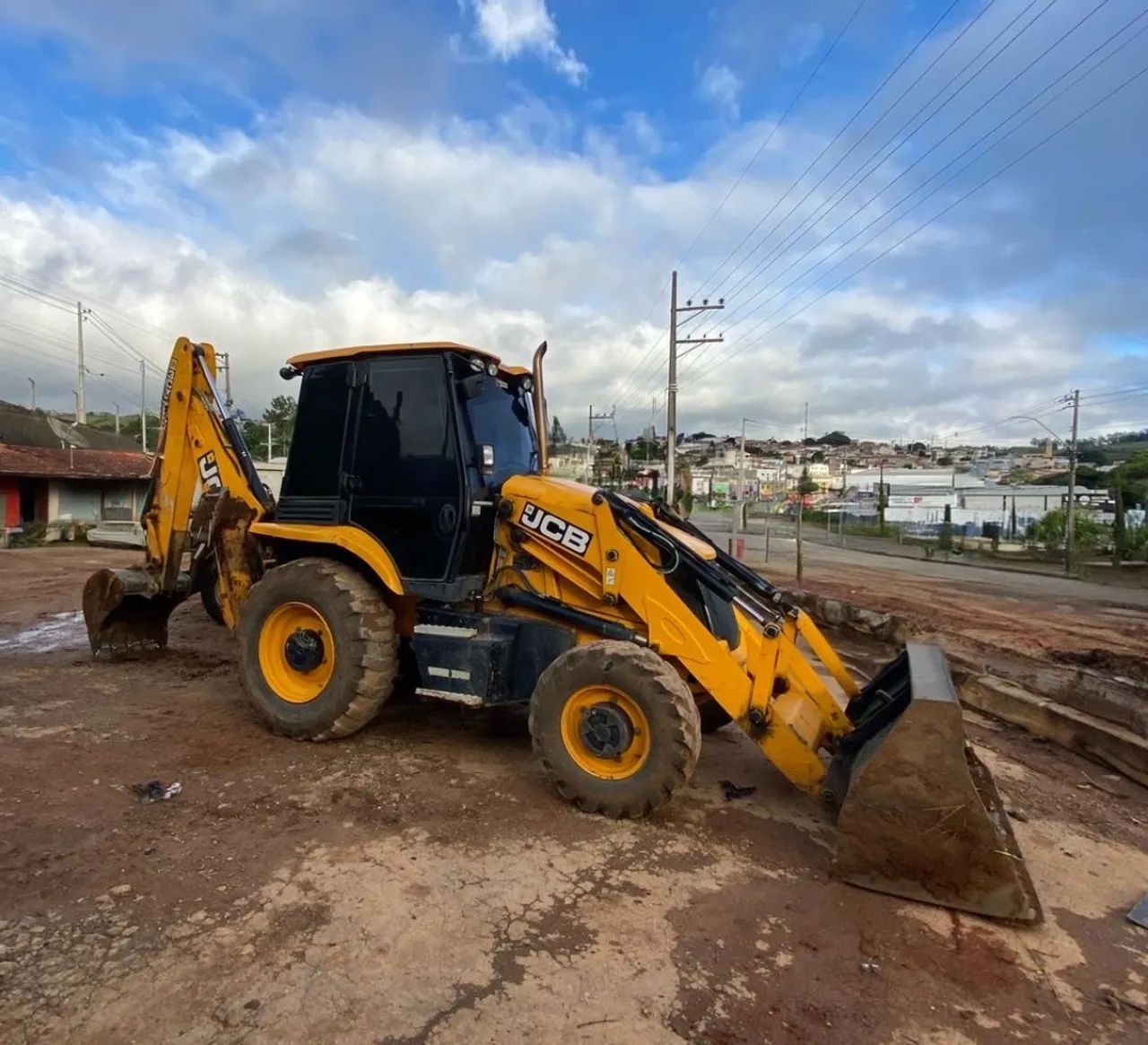 Retroescavadeira JCB 3CX ano 2023, 4x4, com ar condicionado, em SP - Foto 4