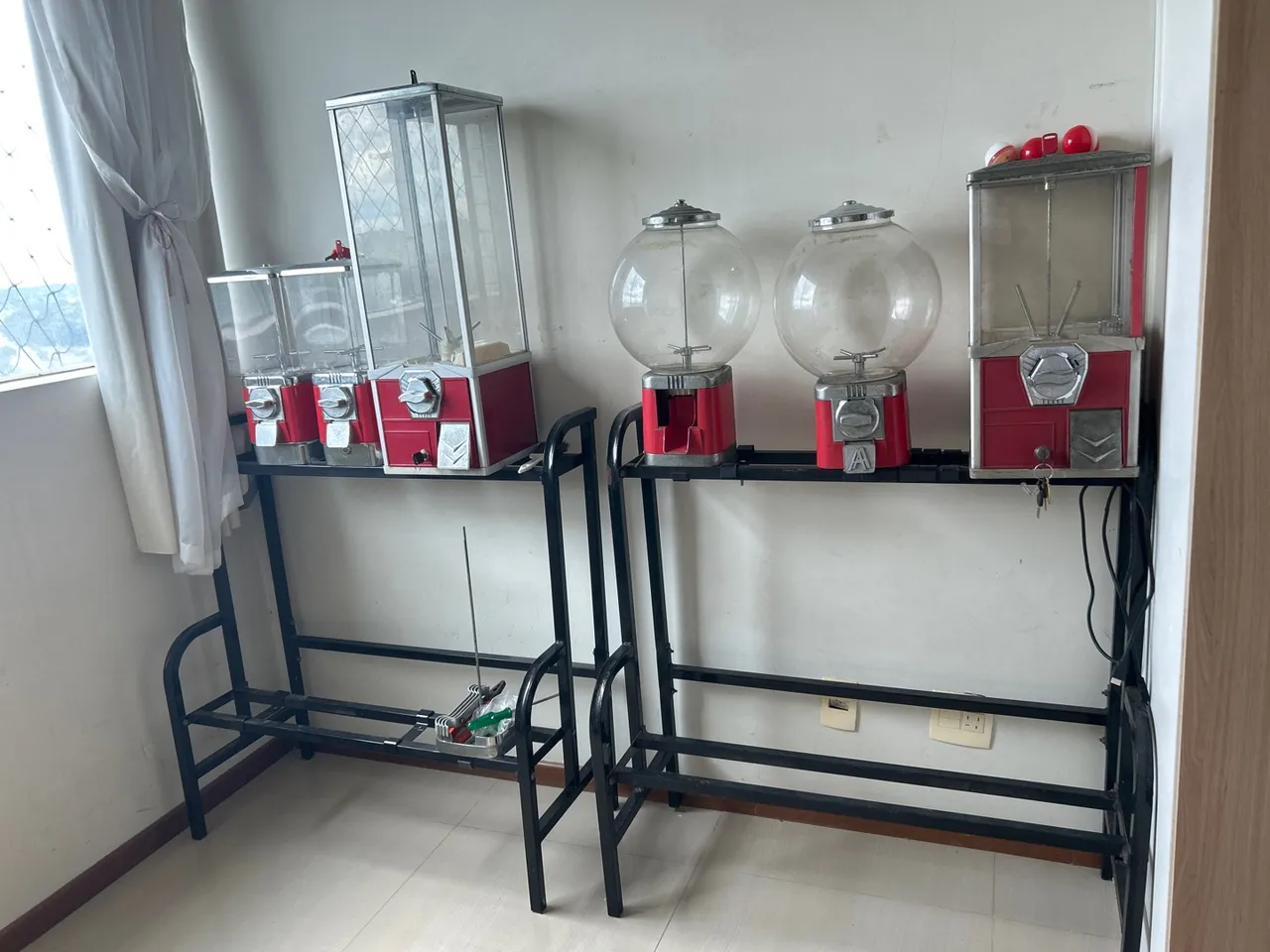 Rack para Máquinas de Bolinhas 
