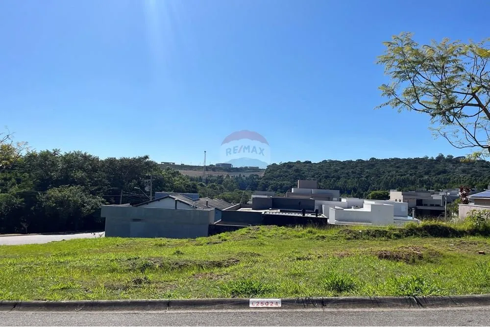 Terreno à venda no Euroville II! Condomínio fechado na melhor localização de Bragança Paul