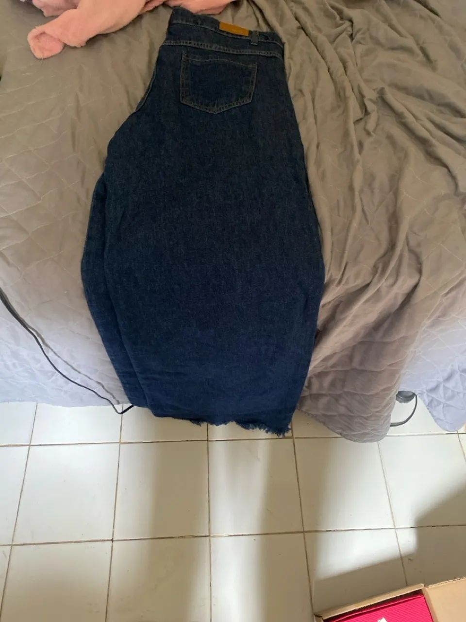 Calça Jeans Wide Leg com Detalhe de Franja - Foto 3