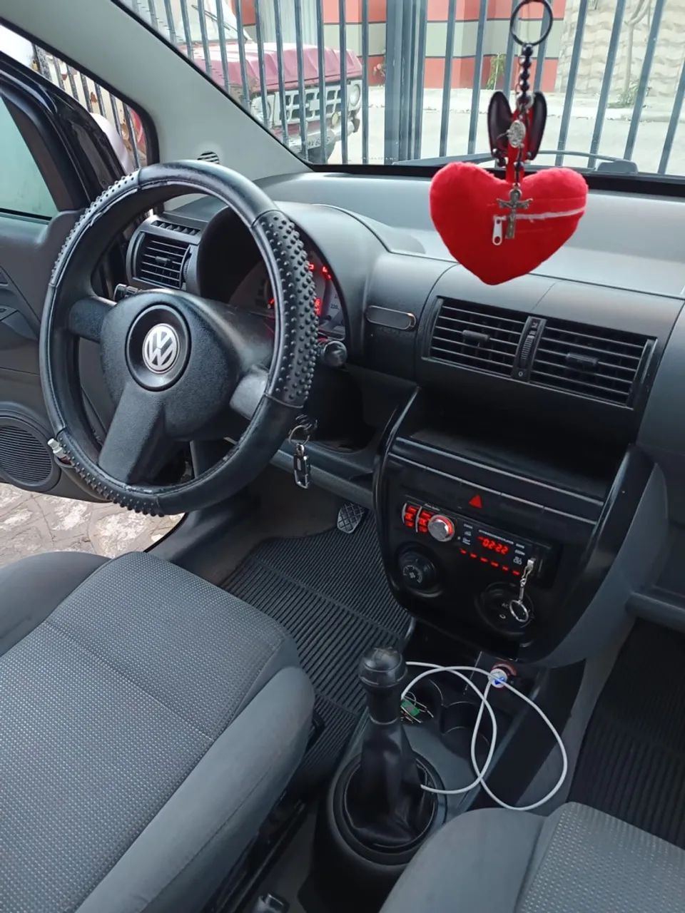 Vendo FOX 2008 carro de mulher !