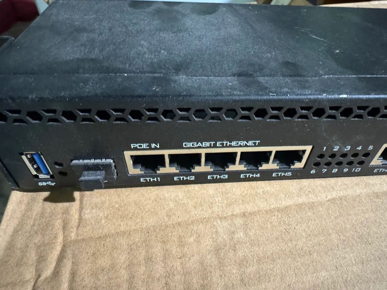 Rb3011 usada mikrotik 900 reais - Foto 3