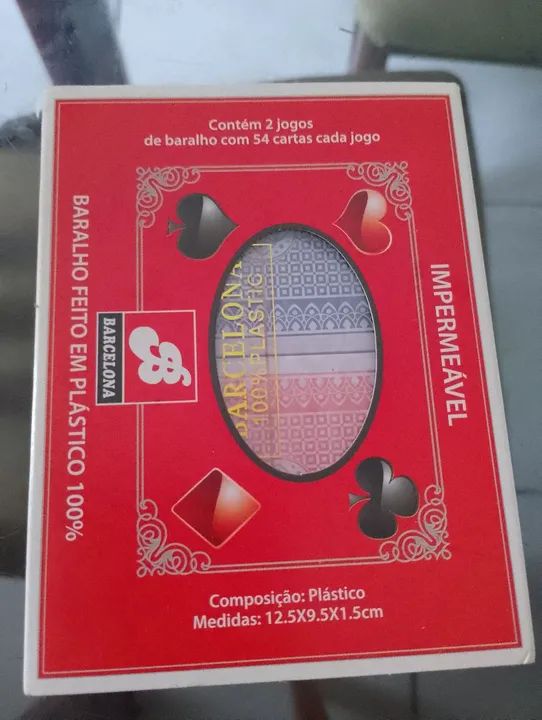 Kit com 108 cartas de baralho impermeável