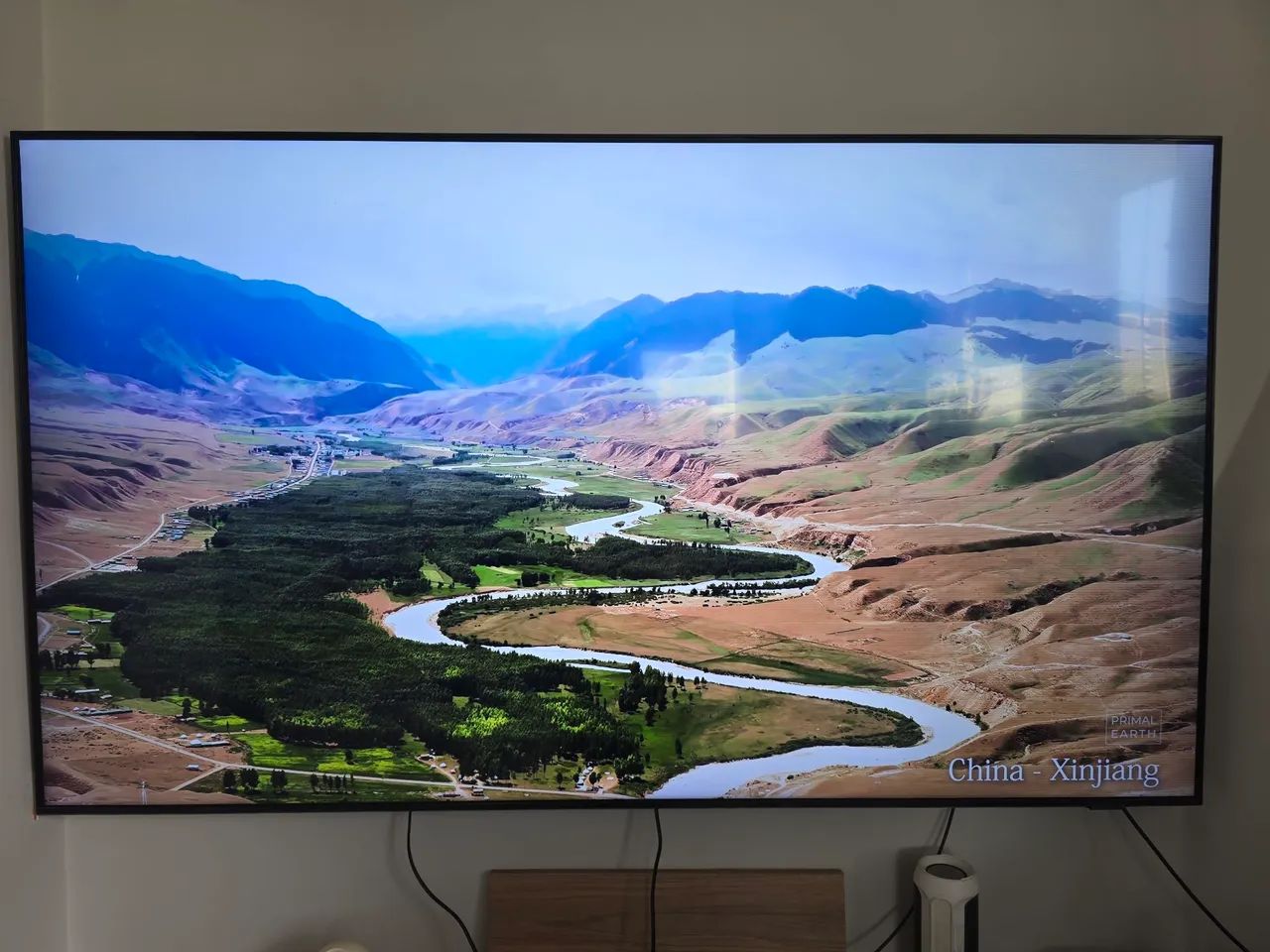 Smart TV QLED Samsung 65 polegadas 4K - tela com listras QN65Q70AAG  - Foto 2