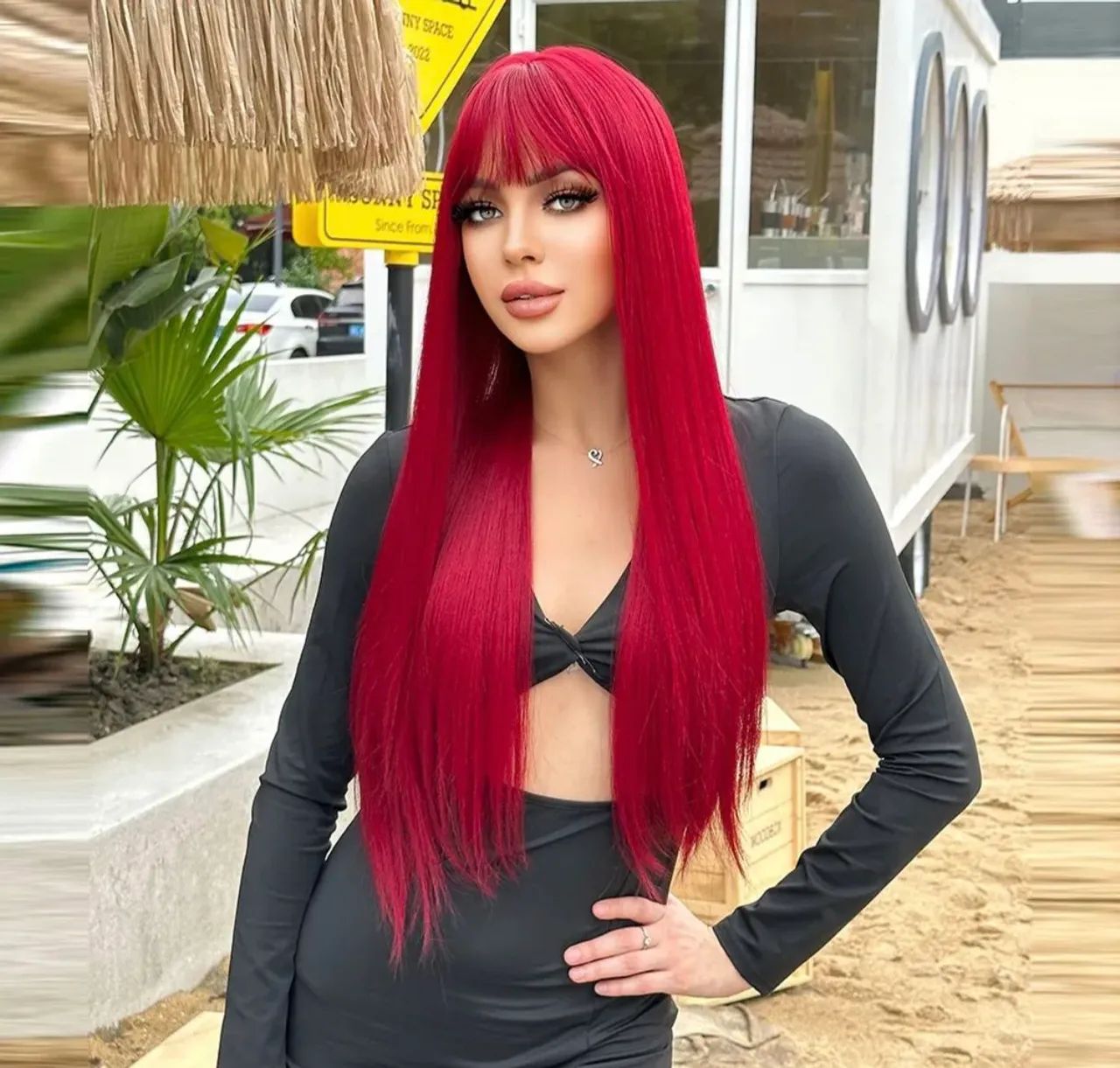 Peruca Vermelha Longa com Franja