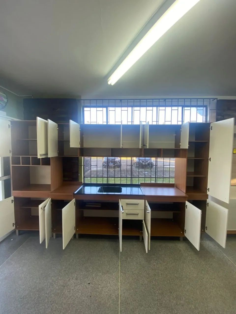 Cozinha modulada com tampo da pia - Foto 4