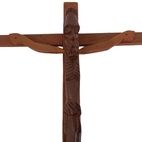 CRUCIFIXO DE PAREDE EM MADEIRA - USADO 