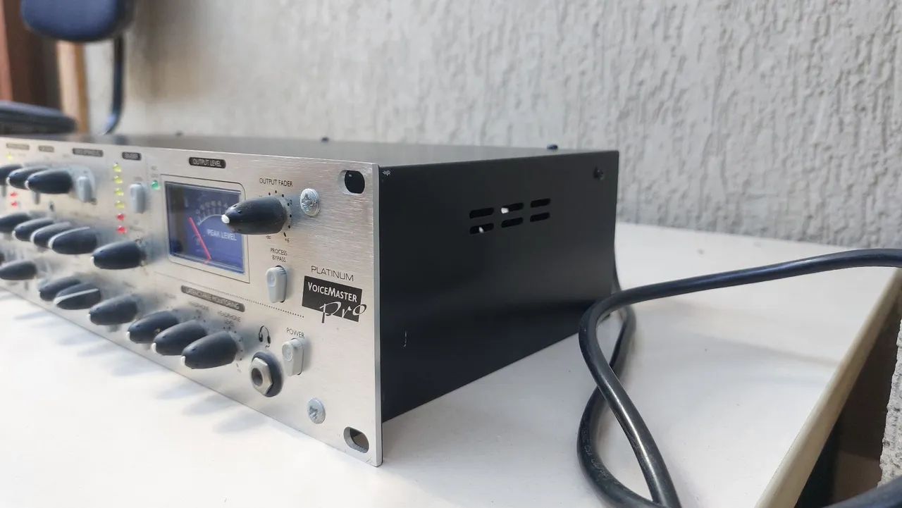Focusrite Voice Master Pro Platinum - Equipamentos e Acessórios de