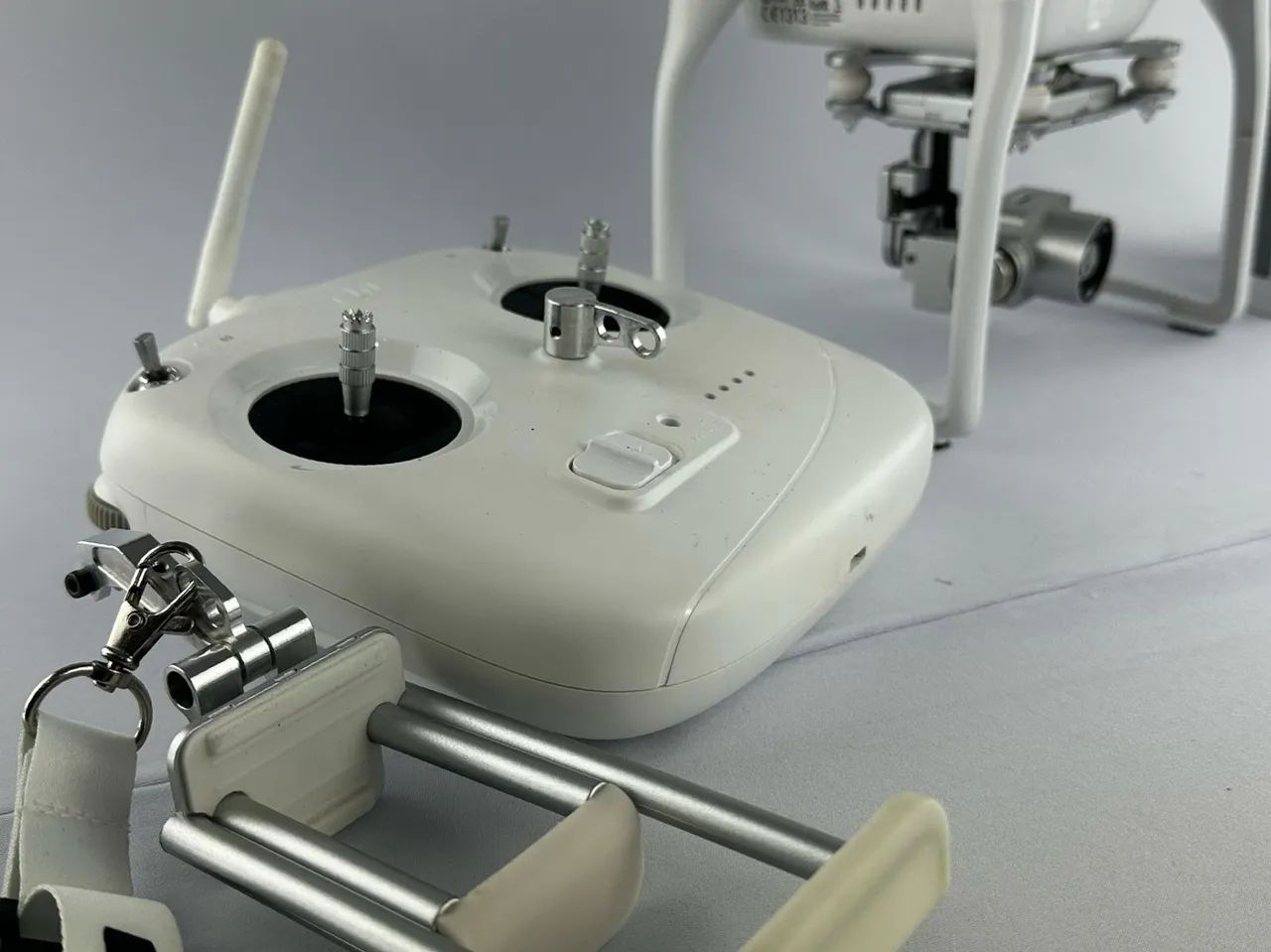 Drone DJI Phantom 3 Standard com Acessórios - Foto 4
