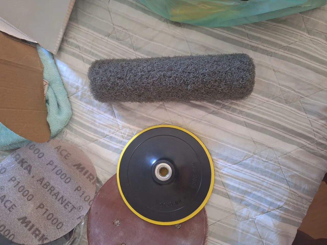 Lixas, de varias numeração pinceis, cabo , rolos,  - Foto 2