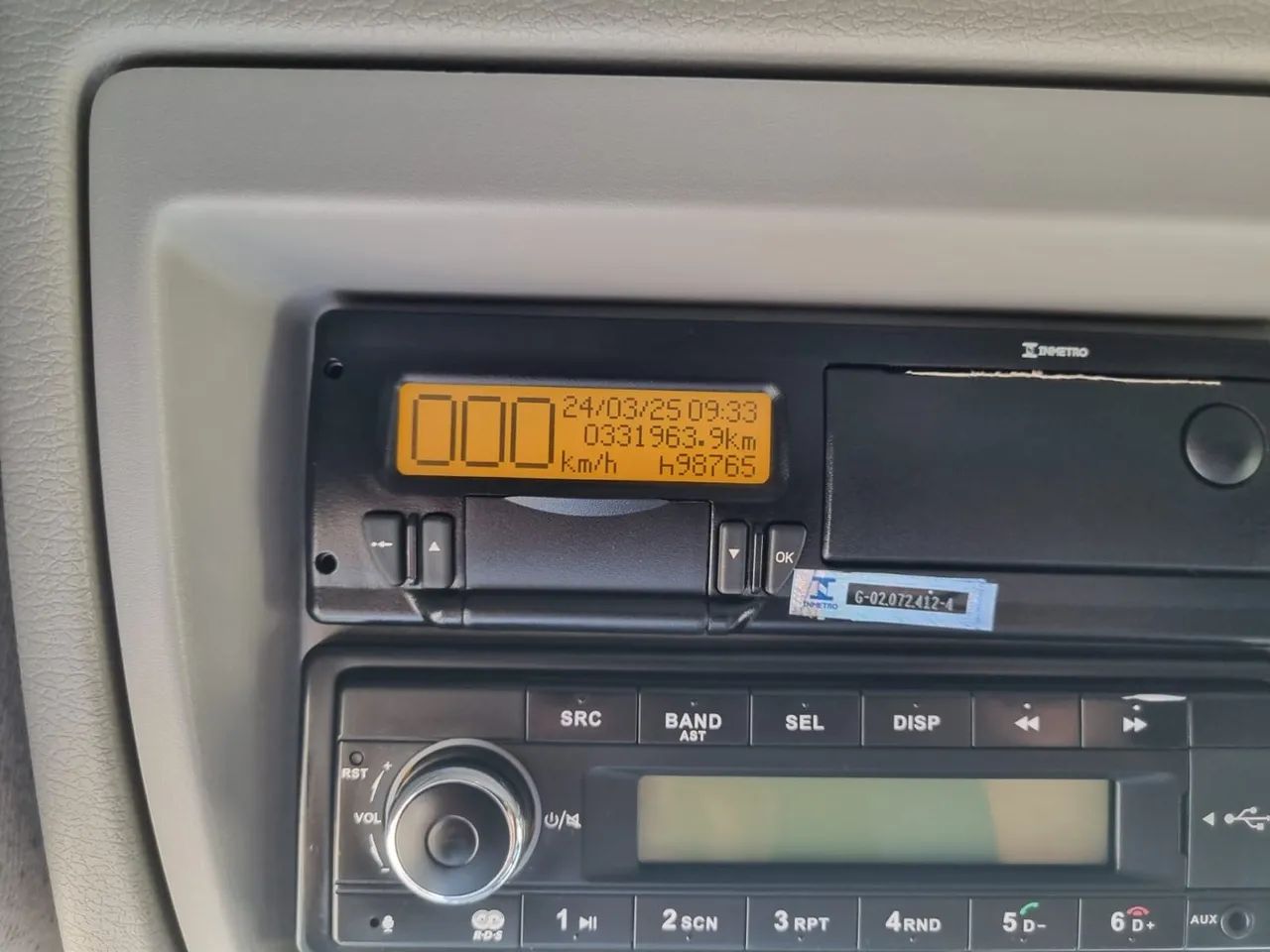 Volvo VM 330 8X2  - Foto 11