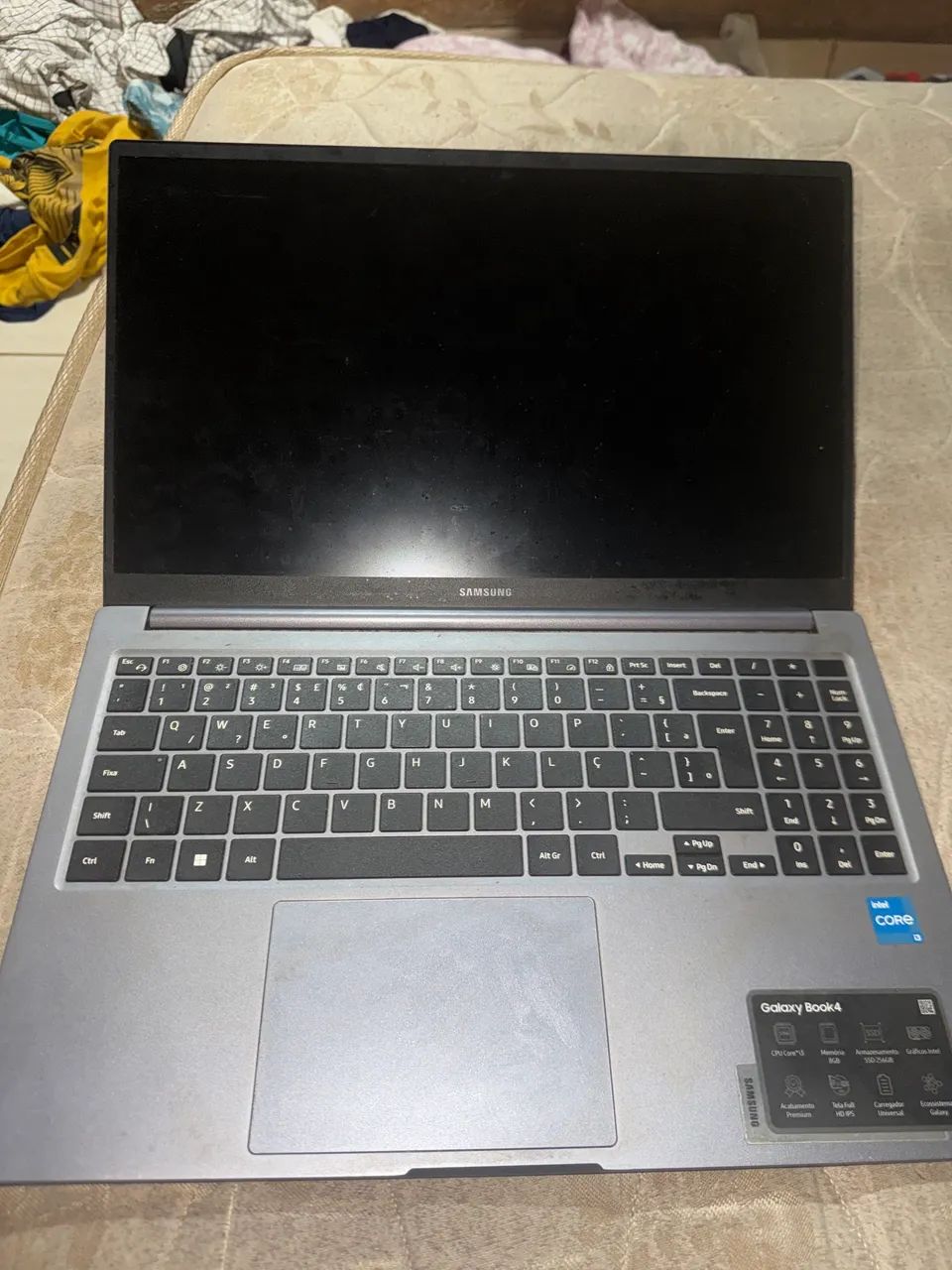 Vendo notebook Samsung Galaxy book 4