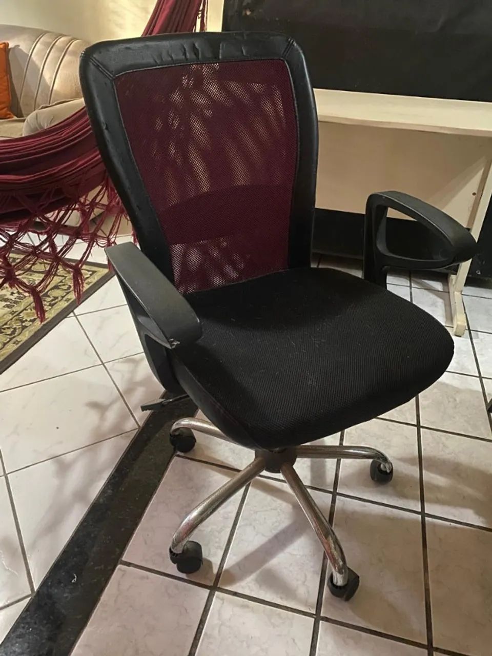 Cadeira de escritório - Foto 2