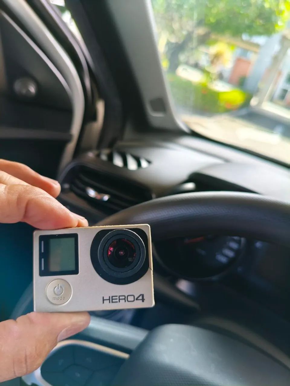 Go Pro pouquíssima usada original, comprada nos EUA - Foto 2