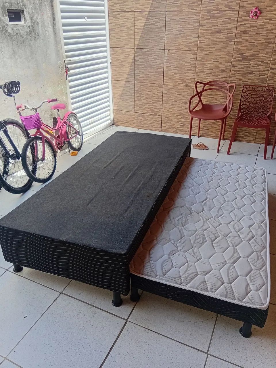 Bibox auxiliar de solteiro seminova