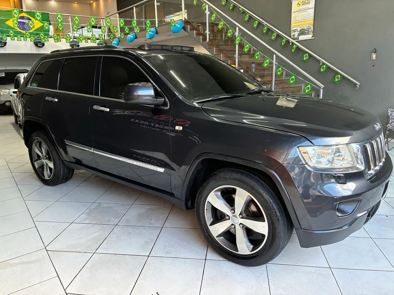Jeep Grand Cherokee Grand Cherokee Limited 3.0 TB Dies. Aut 2013