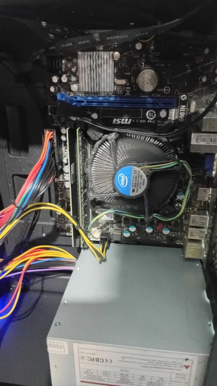 Cabinete com placa  - Foto 4