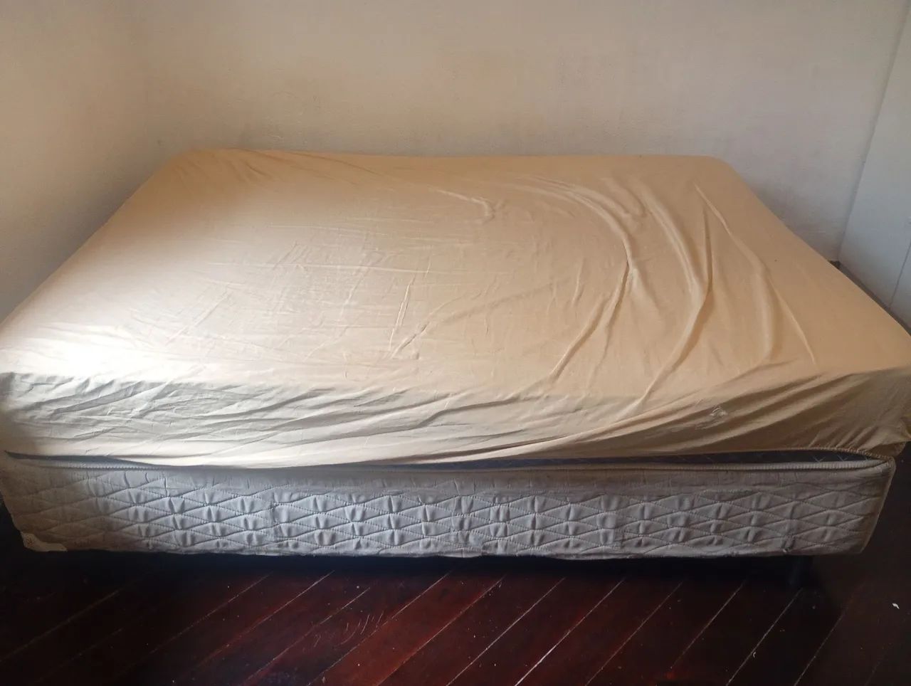 Cama box casal com colchão de mola  - Foto 2