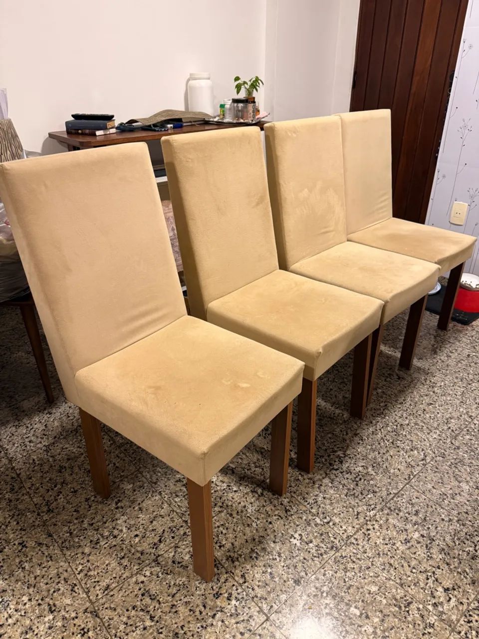 Mesa e 4 cadeiras  - Foto 4