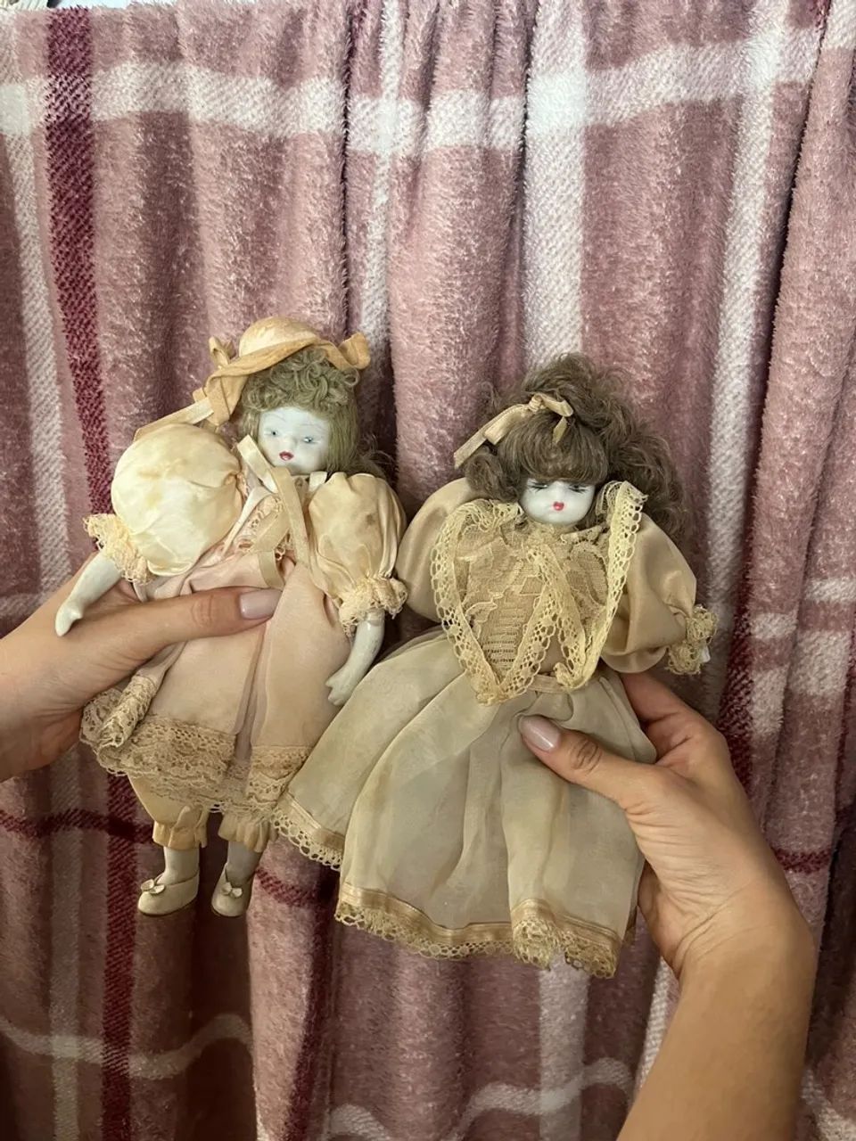 Boneca de porcelana 