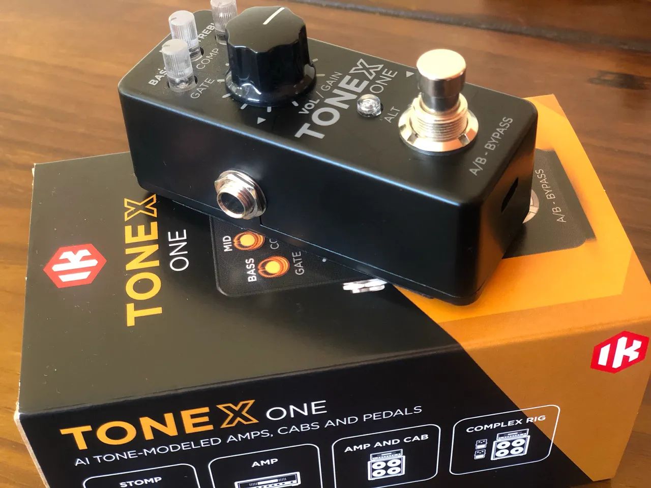 Tonex one IK multimedia  - Foto 5