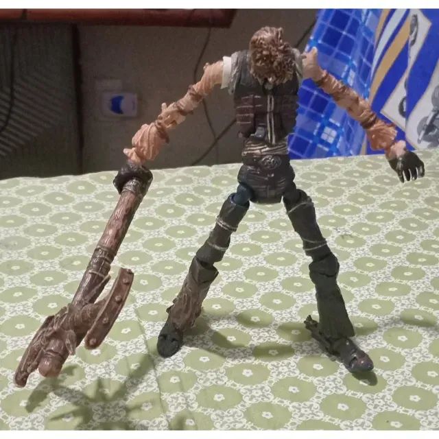 Action Figure Marvel Legends Ghost Rider Scarecrow 2007 da Hasbro (Peça com Restauro) - Foto 3