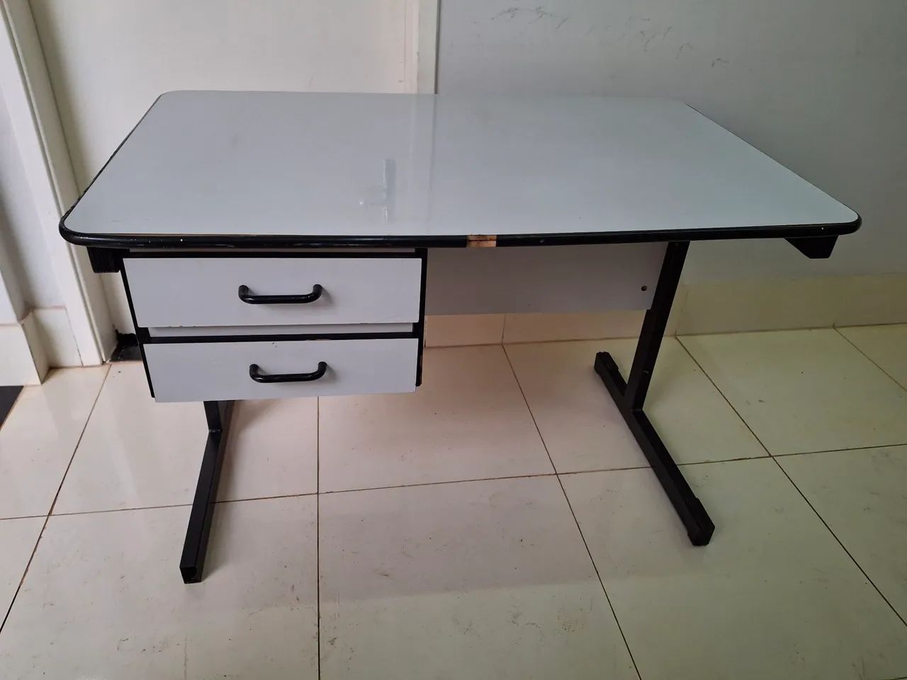 Mesa de escritório 