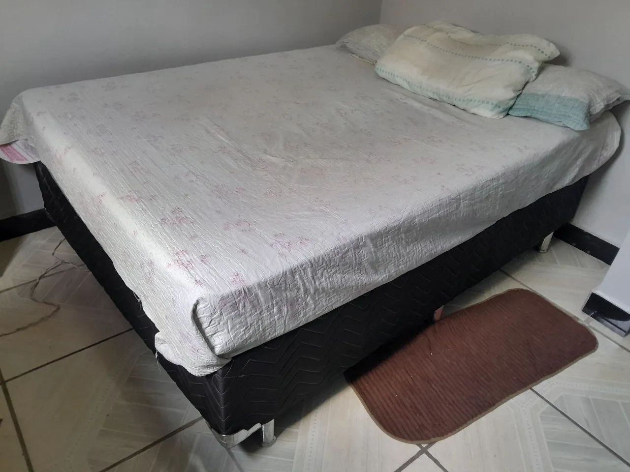 Cama box casal