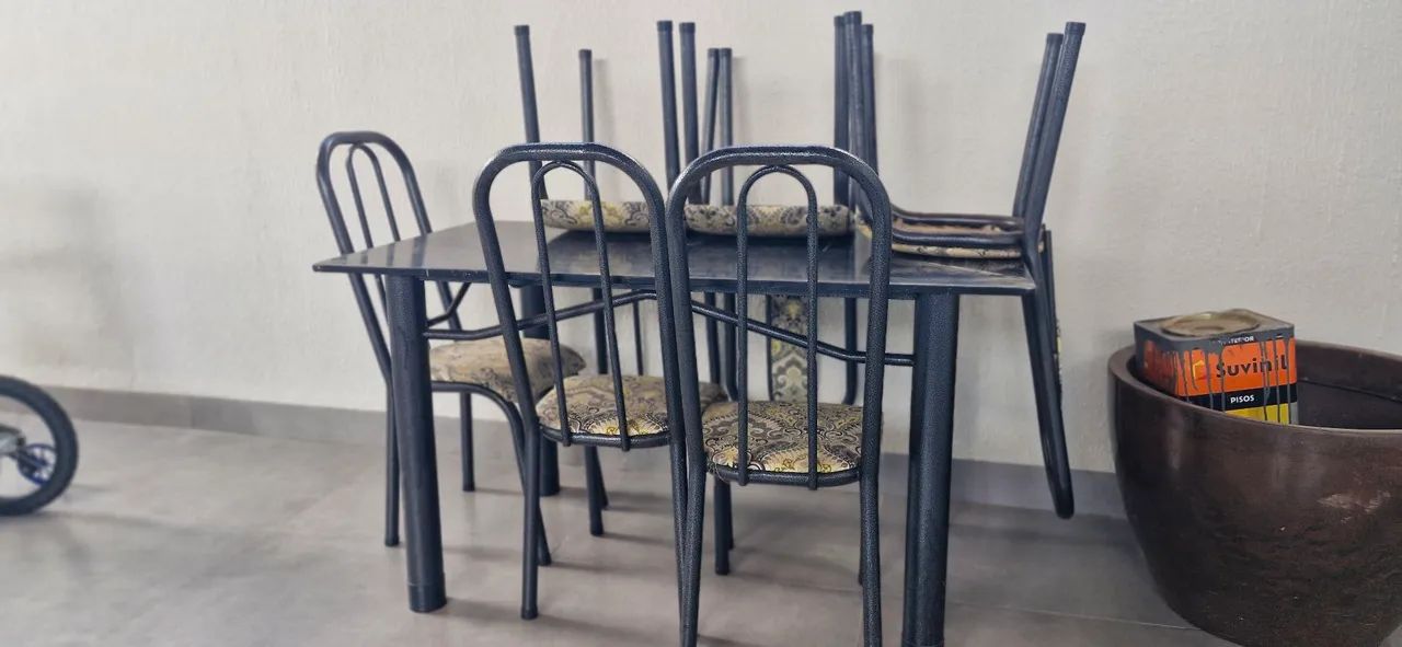 Mesas com cadeiras 6 lugares