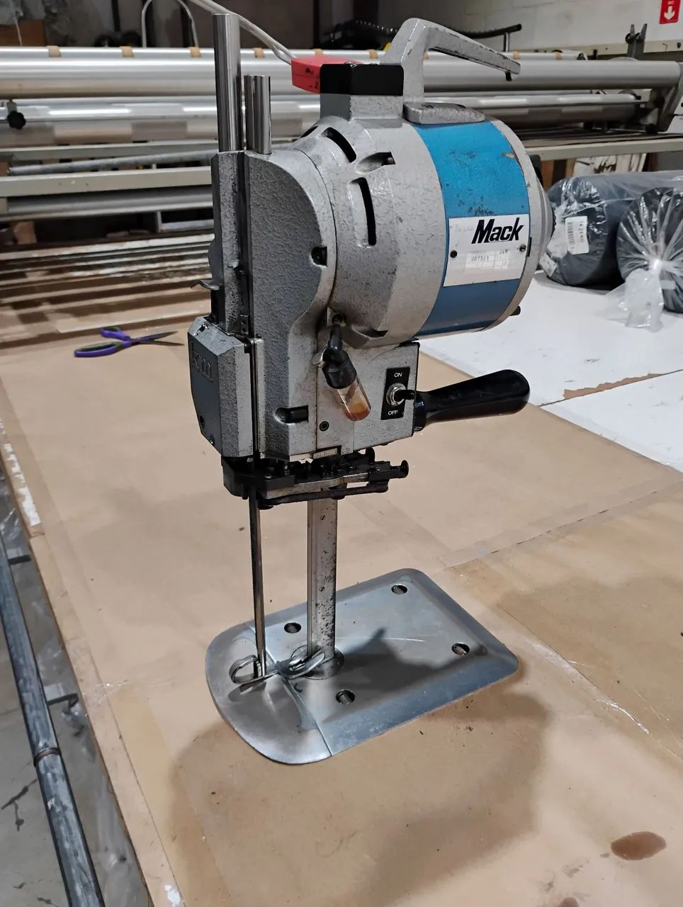 Máquina de Corte p Confecção Marca Km Mack 8 polegadas  - Foto 2