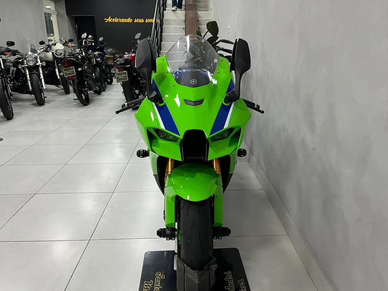 Kawasaki Zx-10/ Zx-10r 1000cc 2024 - 1493758582 | OLX