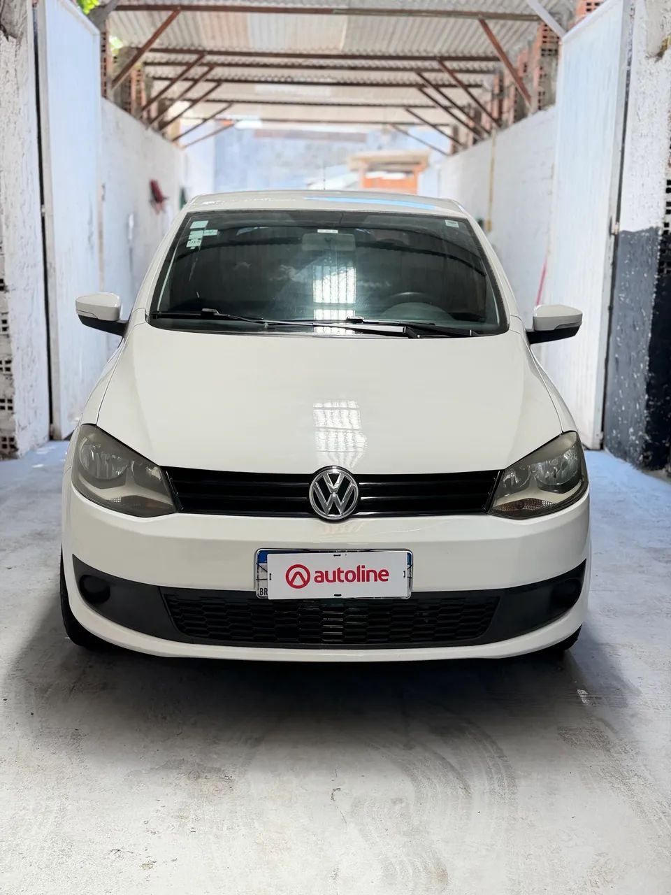 Volkswagen Fox 1.0 MI Total Flex 8V 5P 2014 - Foto 2
