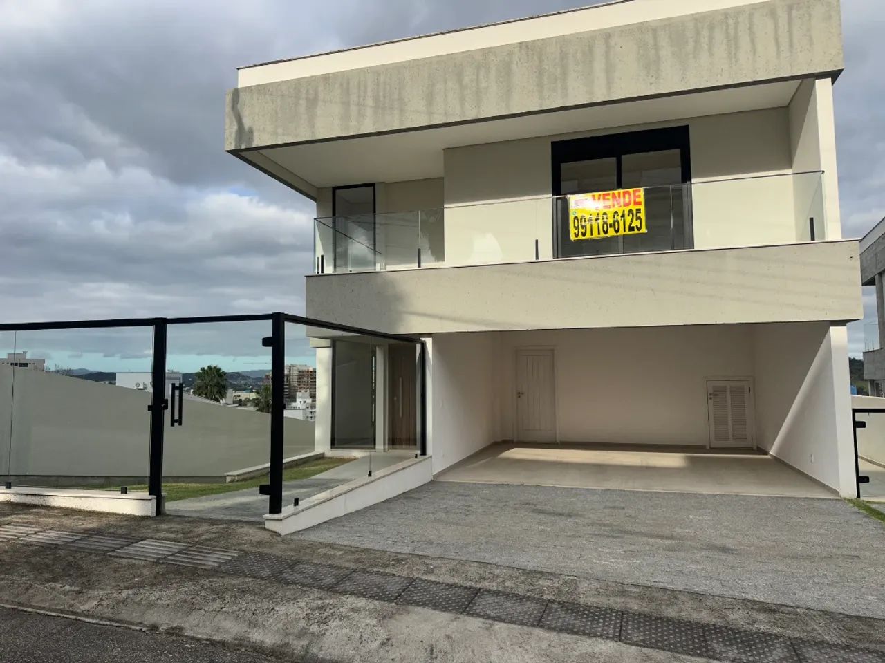 Casa com 3 suítes, Piscina com Borda Pedra Branca Palhoça/SC - Foto 3