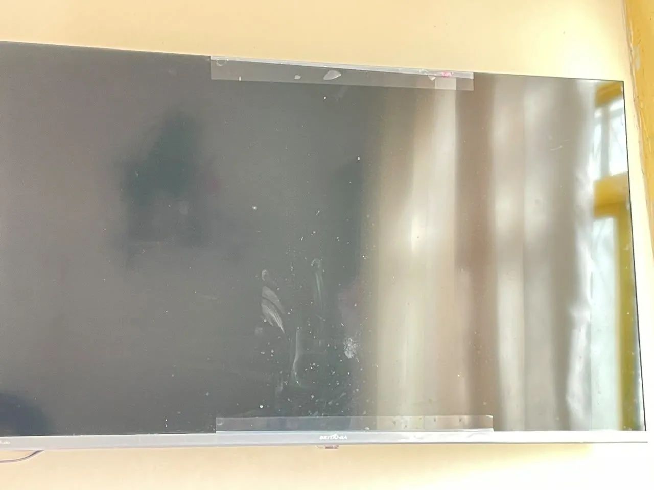Tv Roku Britânia 43 