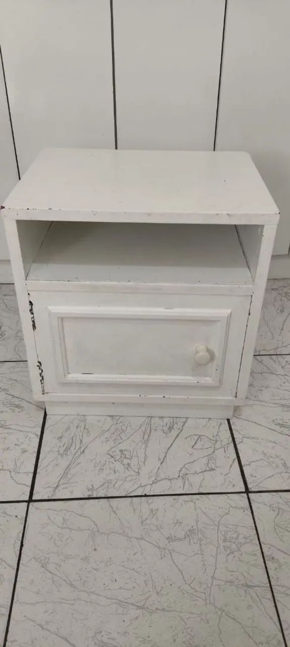 Gabinete com porta 