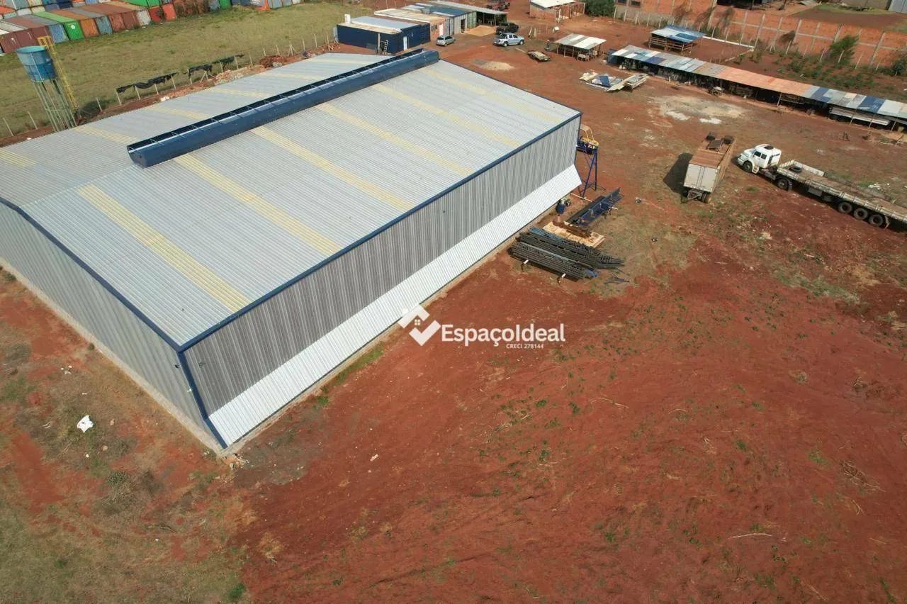 VENDE SE OU ALUGA BARRACÃO