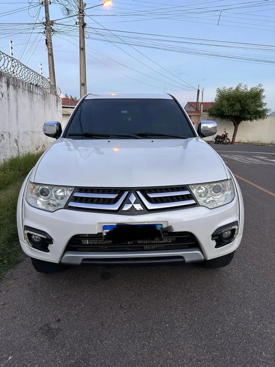 Mitsubishi L200 EVOLUTION 3.2 4X4 TB INT. DIESEL 2017