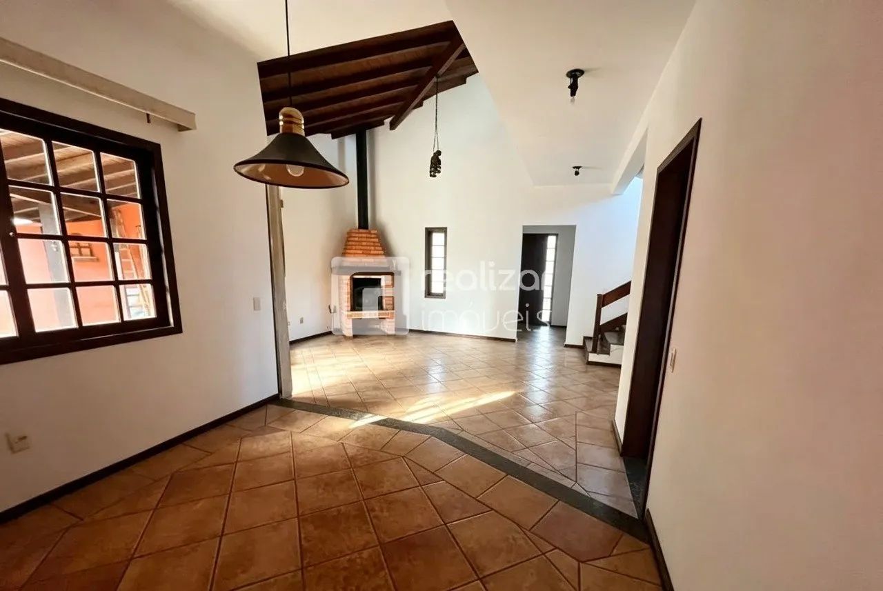 450 m² de terreno e 186 m² de área construída, - Foto 4