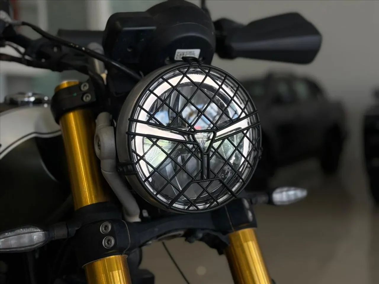 TRIUMPH SCRAMBLER 400 X - Foto 2